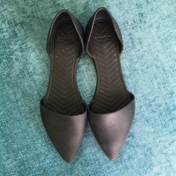 Native Audrey Flats